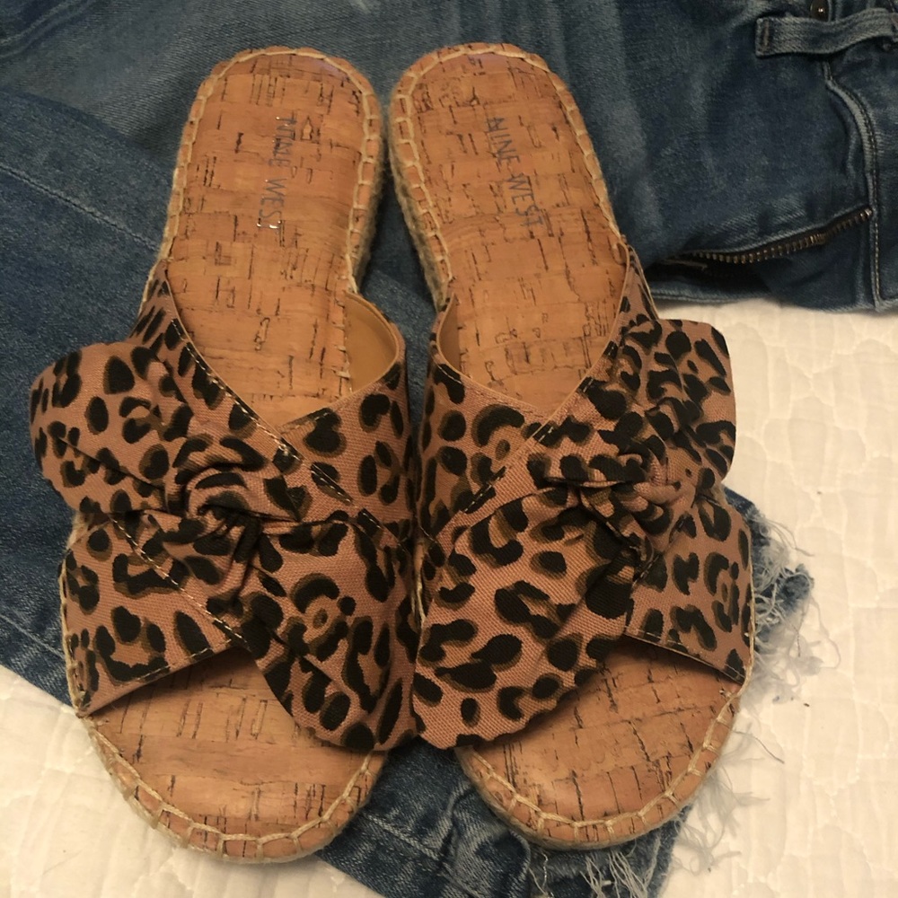 Nine west amimal print slides 7.5